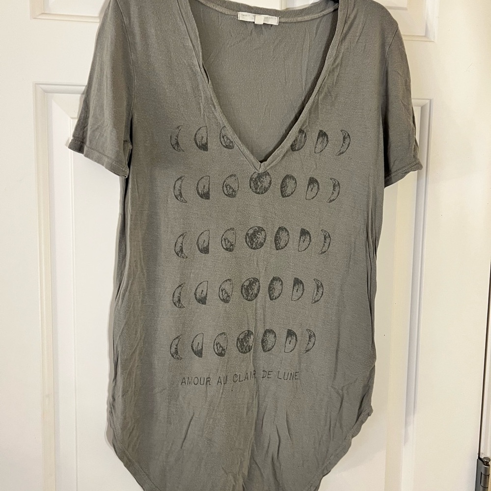 GREEN TRULY MADLY DEEPLY BLOUSE. SO SOFT. XS